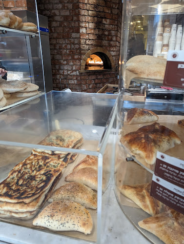 אבולעפיה אלנבי - הסעדה