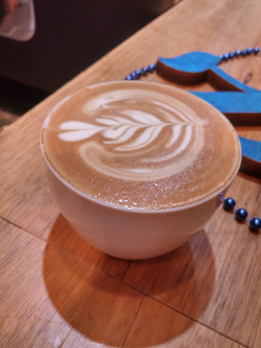 Comentarii opinii despre ארומה המושבה הגרמנית חיפה