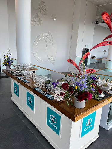 Dr Bar service - הסעדה