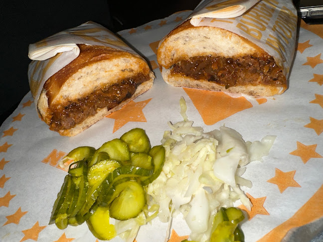 דן שכטמן 10, חדרה