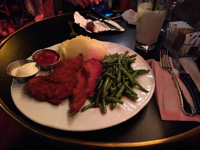 קפה דיזנגוף - הסעדה