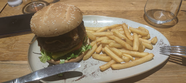 Meatland - נתניה