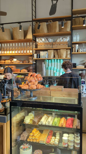 Opinii despre Bakery - בייקרי צינה כיכר דיזנגוף în תל אביב-יפו - הסעדה
