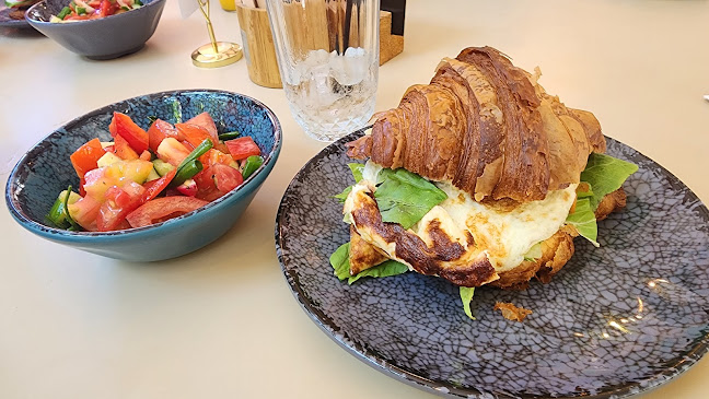 Opinii despre אורלי סיטבון פטיסרי în נהריה - הסעדה