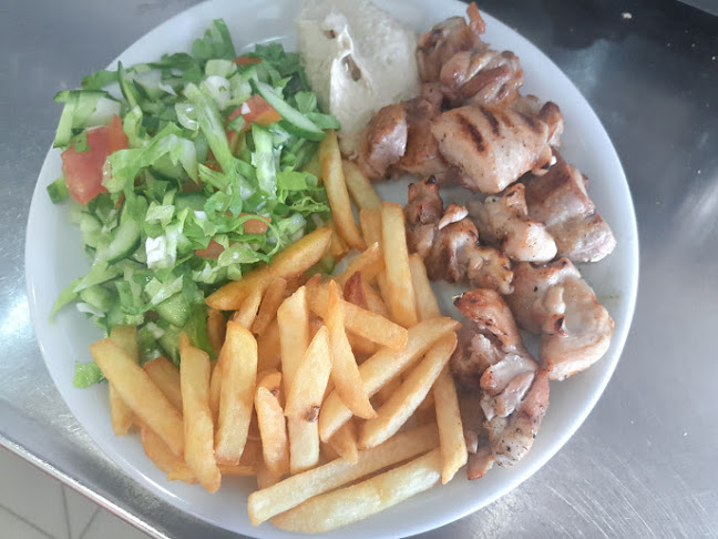 מסעדת שיפוד - הסעדה