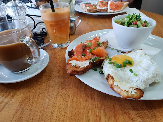 אוא קפה בעיר - חיפה