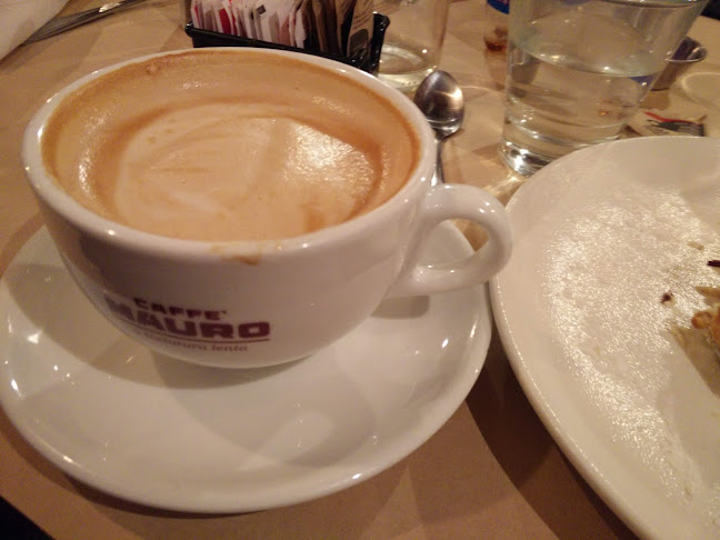 בר גוריון - הסעדה