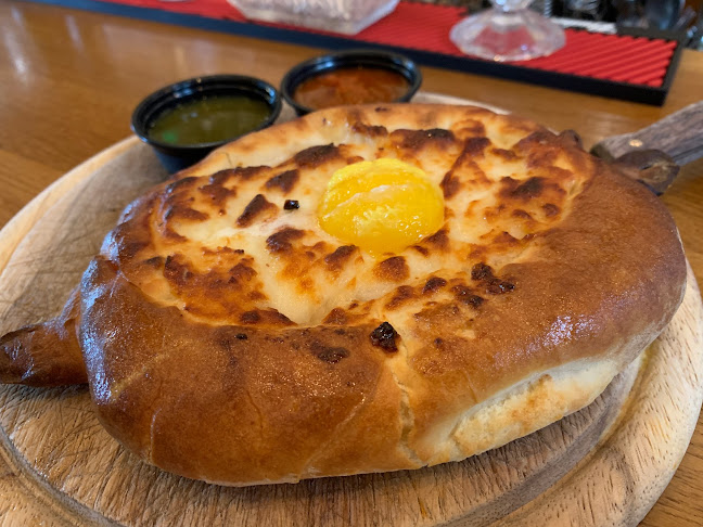 מסעדת ללה - בית מאפה ומעדניה גיאורגי אותנטי