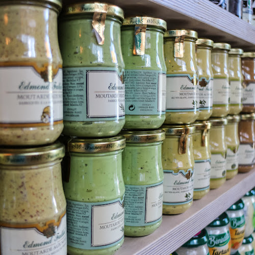 אגתה - תל אביב-יפו