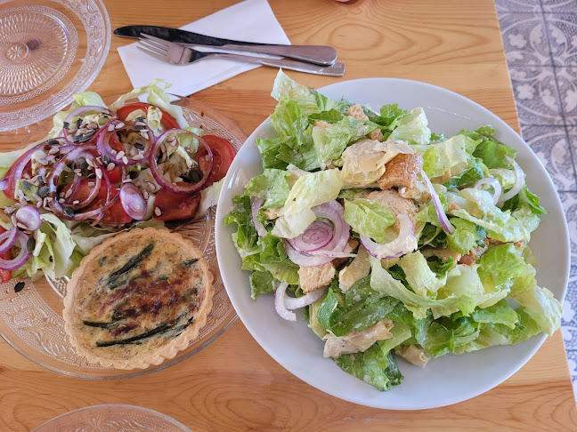 הצרפתי בית קפה/קונדטוריה/גלריה