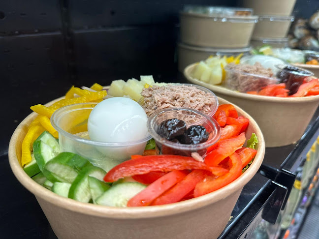 Comentarii opinii despre לעלוב בייקרי אנד מור