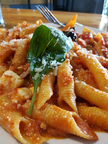 Opinii despre פסטה בסטה אלנבי în תל אביב-יפו - הסעדה