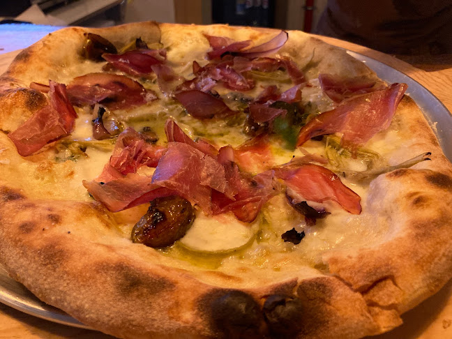 Farida Pizzeria פרידה פיצריה فريدة بيتسريا - הסעדה