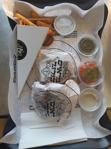 Opinii despre עראיס בורגר în נתניה - הסעדה