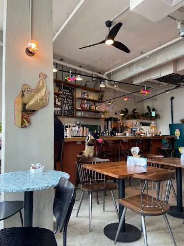 Opinii despre Artisanal cafe & concept store în תל אביב-יפו - הסעדה
