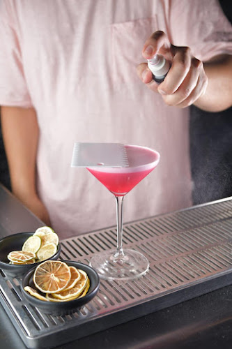 Mess 会食 - תל אביב-יפו