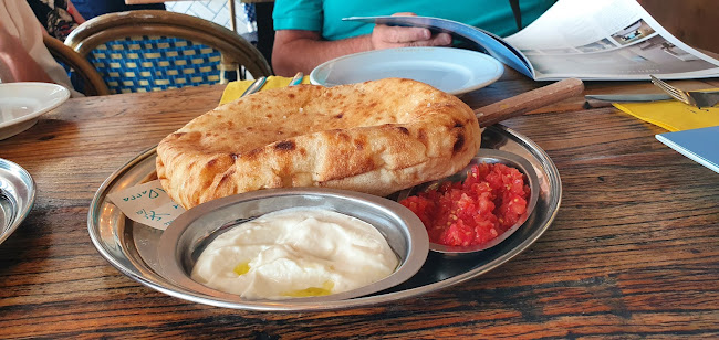 יאסו מסעדה יוונית - הסעדה