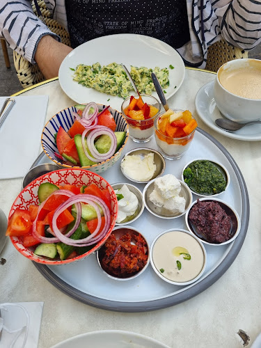 קפה בצלאל - הסעדה