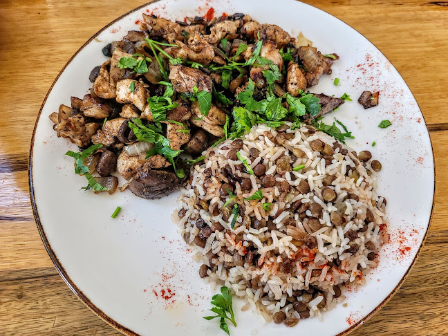 מסעדת אמא - הסעדה