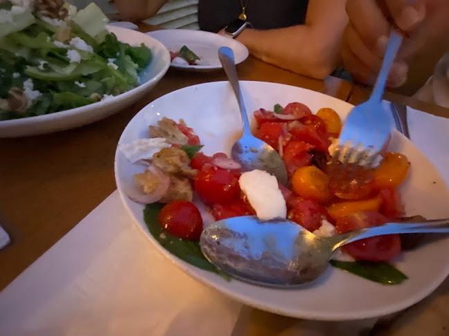 איטלקיה בפשפשים - הסעדה