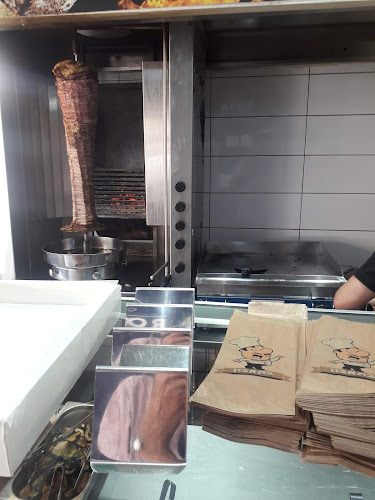 בית מאפה לחם קווקזי - הסעדה