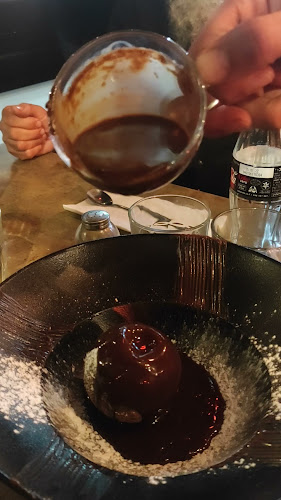 לחם בשר - תל אביב-יפו