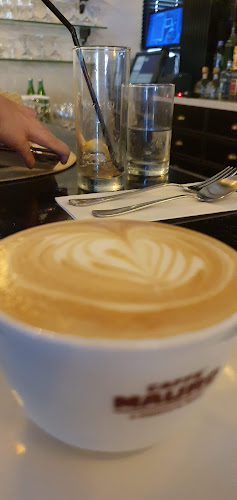 זוני - הסעדה