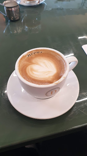 בין המטעים | קפה בקיבוץ