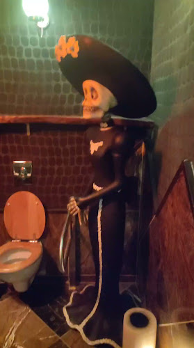 קולקטיב בר - הוד השרון