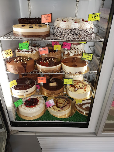 קונדיטוריית ענבל - הסעדה