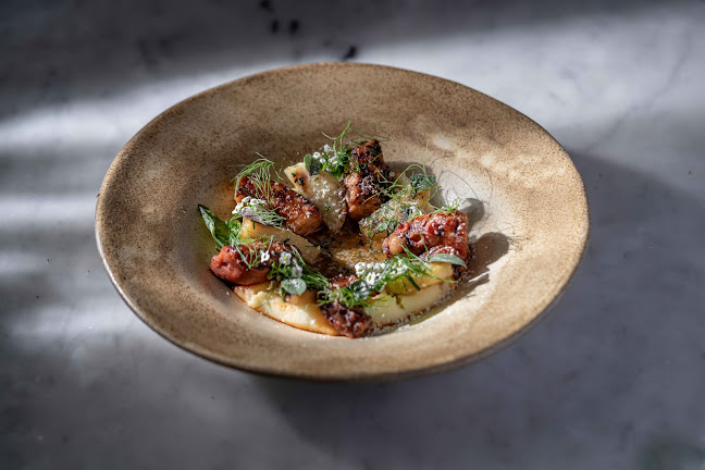 צ'נה תל אביב - הסעדה