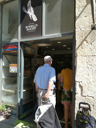 Russell’s Bakery אומן הלחם - הסעדה