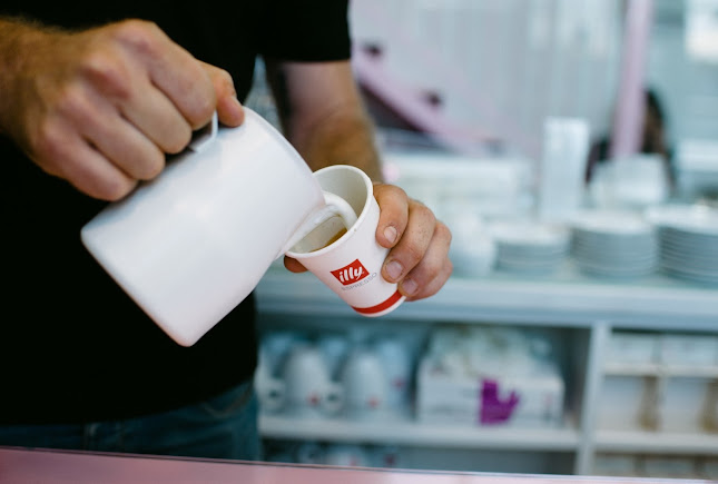 פטיפוריה - קינוחים בעבודת יד - הסעדה