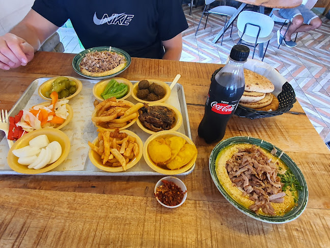 Opinii despre בית הפול והשווארמה - דימונה תחנה מרכזית | חומוס | פלאפל | סביח | שניצל | שווארמה | משלוחים în דימונה - הסעדה