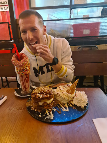 גורדוס - הסעדה