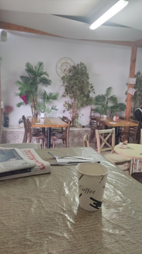 האומן 9 - קפה קונדטוריה - הסעדה