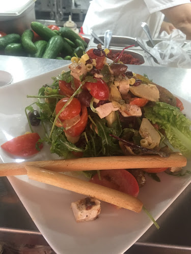 ג'רדינו בלו - הסעדה