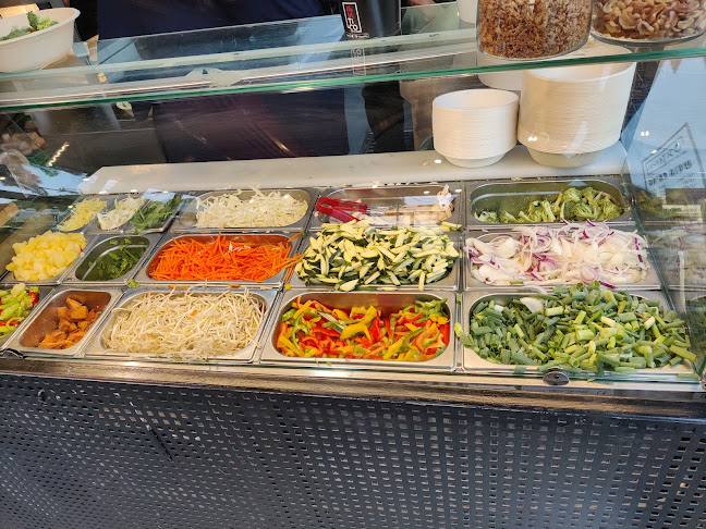 אסייתיקו - אוכל רחוב אסייתי - Asiatico - קרית מוצקין