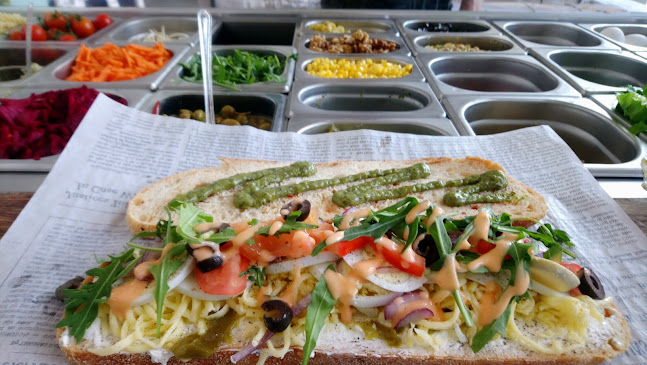 לחם אושר - חולון