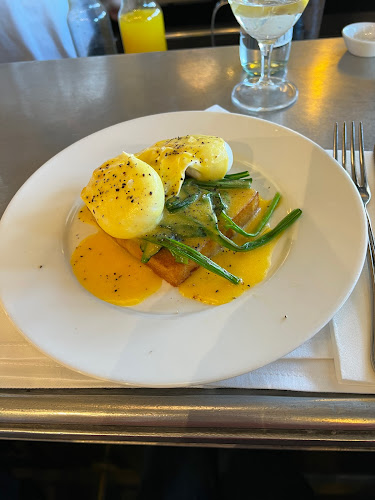 דליקטסן בראסרי - Delicatessen Brasserie - תל אביב-יפו