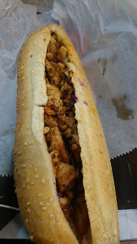 Comentarii opinii despre צ'יקן האוס