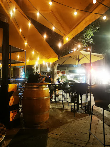Felix Wine Bar - הסעדה