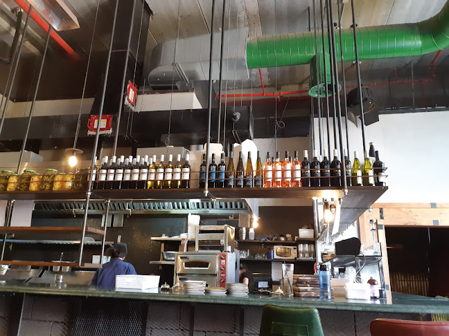 חדרה Ruben - מול החוף וילג'