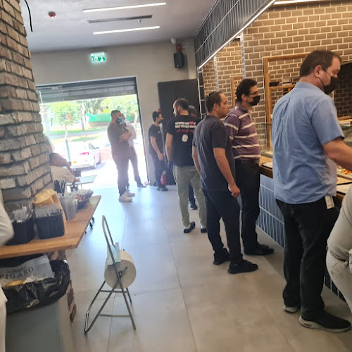 שווארמה יזראלוב תל אביב - תל אביב-יפו