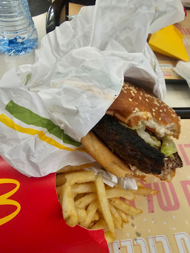 מקדונלד'ס - הסיבים, פתח-תקווה - הסעדה