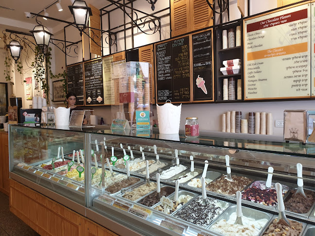 נחלת בנימין 11, תל אביב-יפו, 6516111