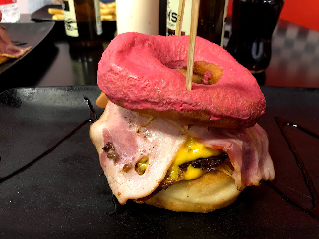 קדושי בגדד 34, חיפה