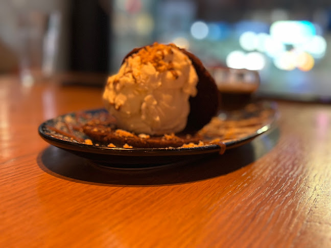 לחם בשר פתח תקווה - הסעדה