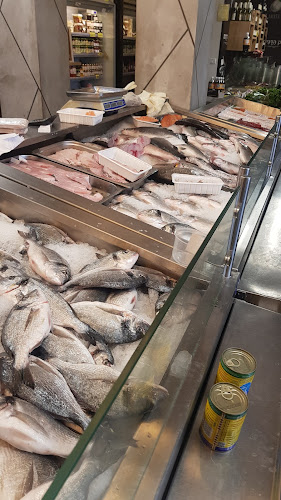 שוק הדגים - חנות - הסעדה