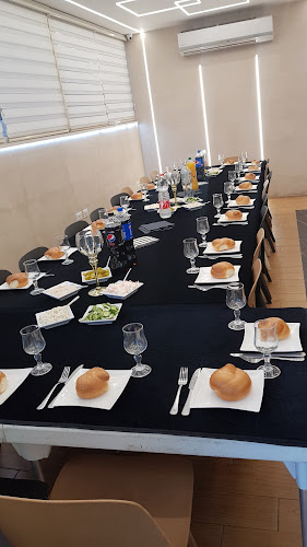 Opinii despre שטיסל מרכז האוכל היהודי în בני ברק - הסעדה